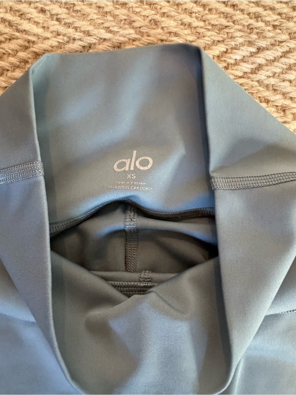 ALO Yoga Blue Teal High Waist Airlift Leggings | XS - Picture 3 of 4